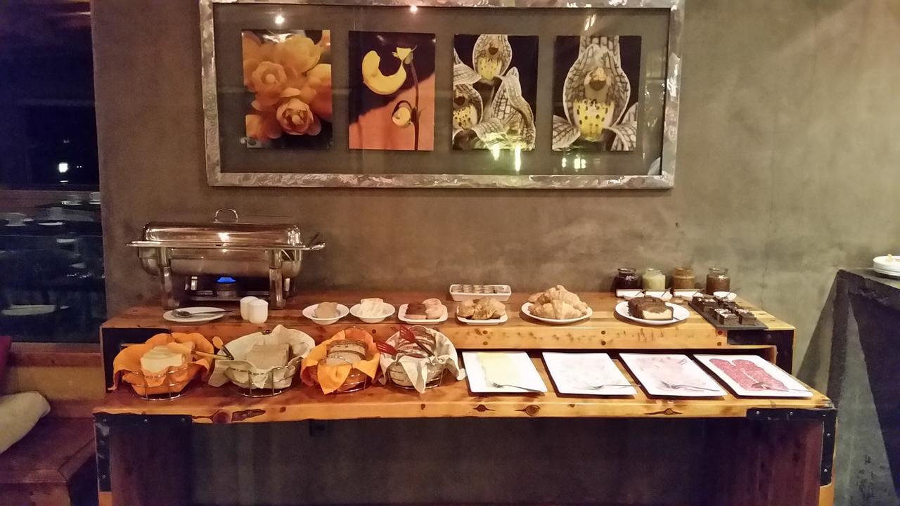 Hotel Altiplanico Puerto Natales Ngoại thất bức ảnh